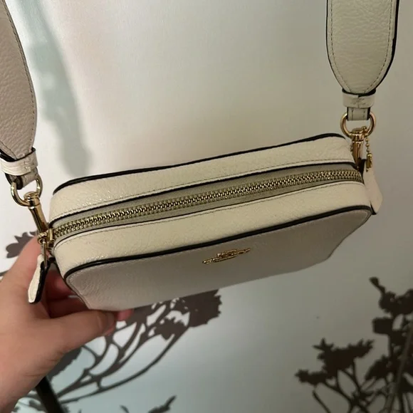 Coach purse - Picture 7 of 8